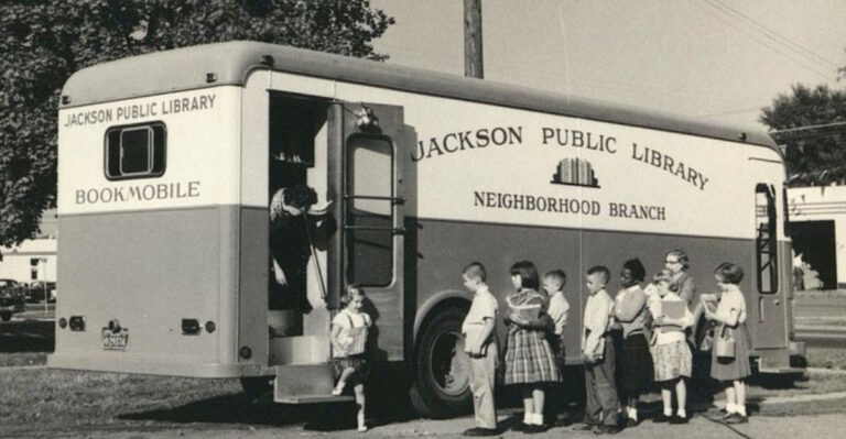 19 ’60s Childhood Memories That Are Long Gone—and Never Coming Back