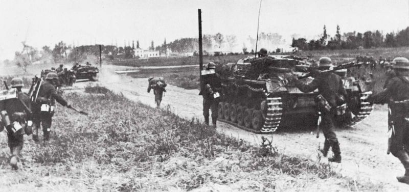 1939: World War II Begins