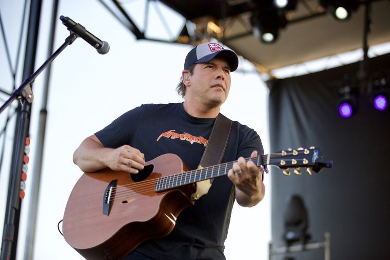 “It’s America” – Rodney Atkins (2009)