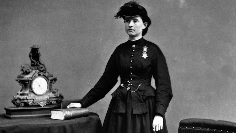 Mary Edwards Walker – The Defiant Doctor