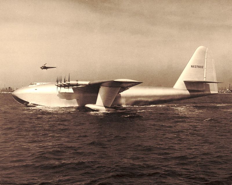 Hughes H-4 Hercules 