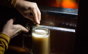 From Rum to Whiskey: 17 Drinks That Got Americans Drunk Through History ...