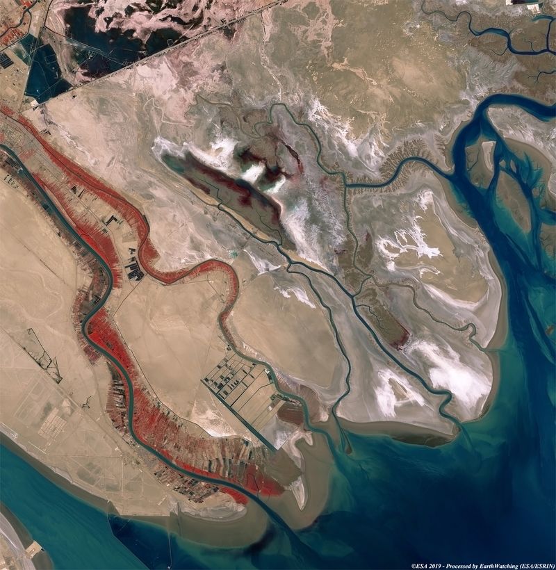 Space Technology Reveals Ancient Waterways