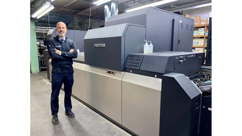 Printing Press Operators Face Digital Extinction