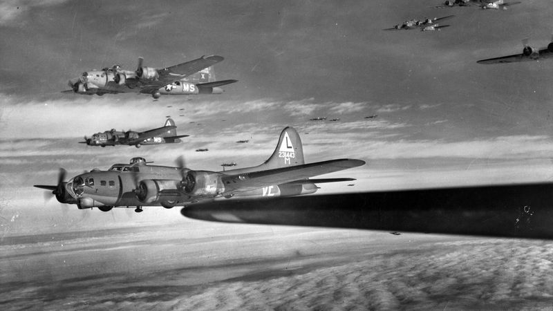 Boeing B-17 Flying Fortress (1938)