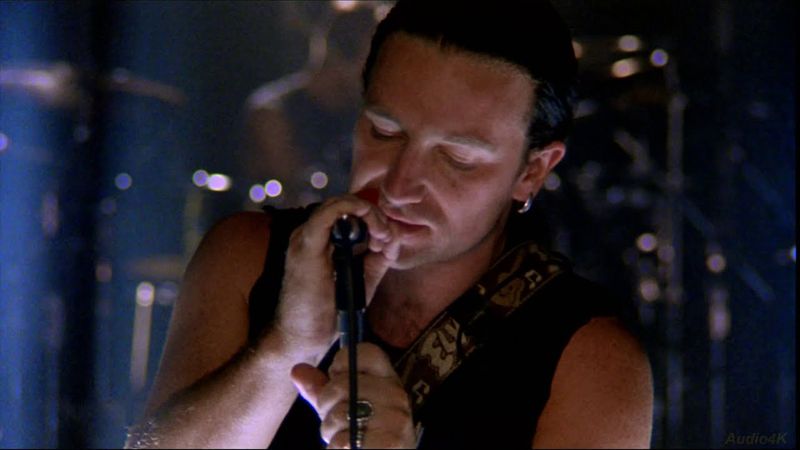 With or Without You – U2 (1987)
