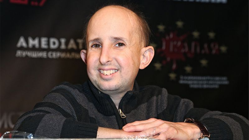 Ben Woolf: The Unforgettable Jack in the Box Voice