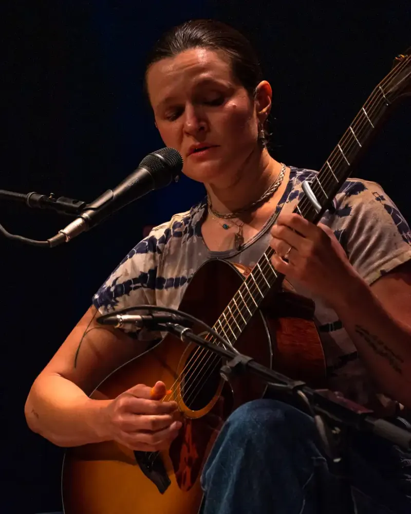 Adrianne Lenker (Big Thief)