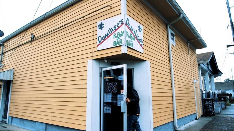 Domilise's Po-Boy & Bar – New Orleans, Louisiana