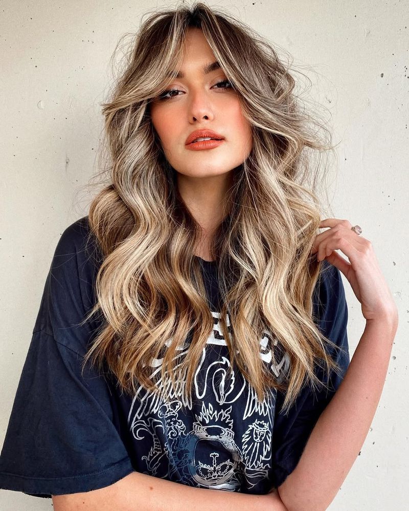 Curtain Bangs (1970s & 2020s Revival)