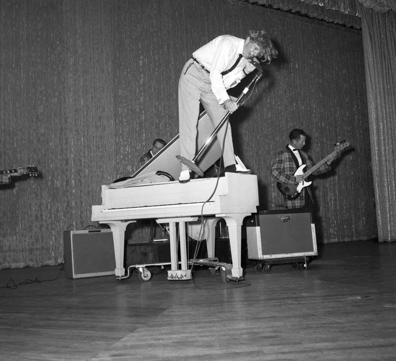 Jerry Lee Lewis