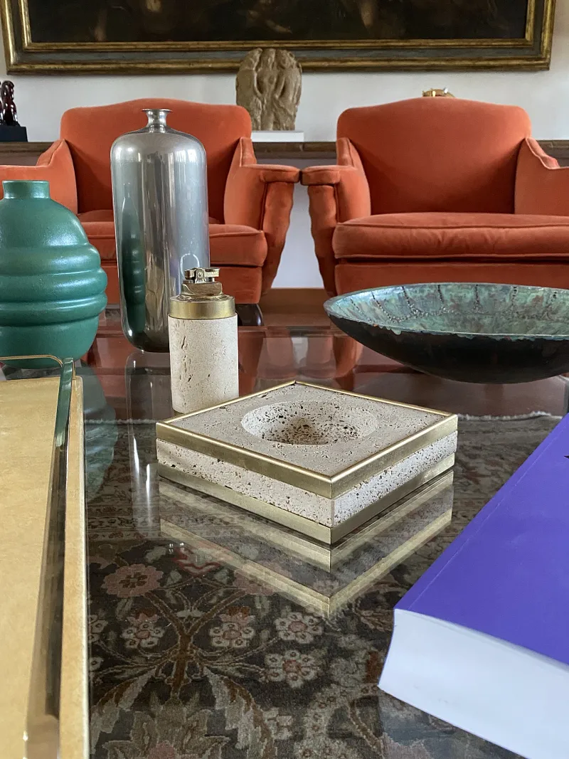 Ashtrays on Coffee Tables