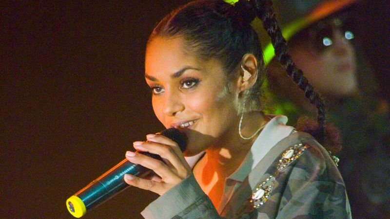 Natasja Saad, Rapper-singer, 2007