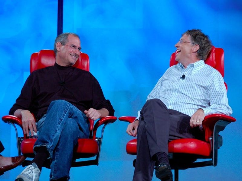Jobs vs. Gates: Tech Titans' Three-Decade Rivalry