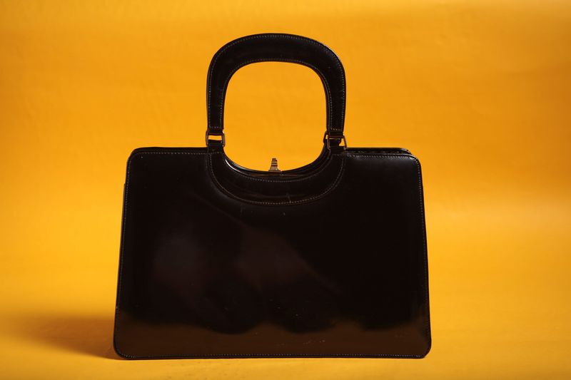 Structured Handbags: The Grown-Up Carryall