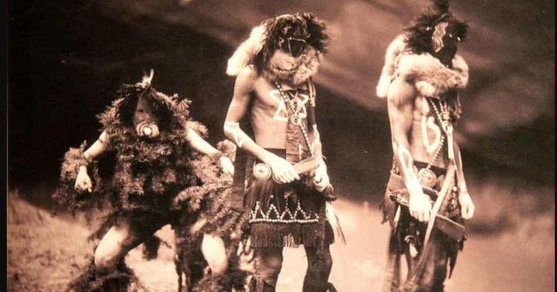 The Hero Twins (Navajo/Diné)