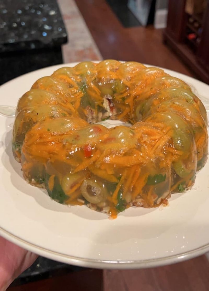 Jell-O Salad with Vegetables