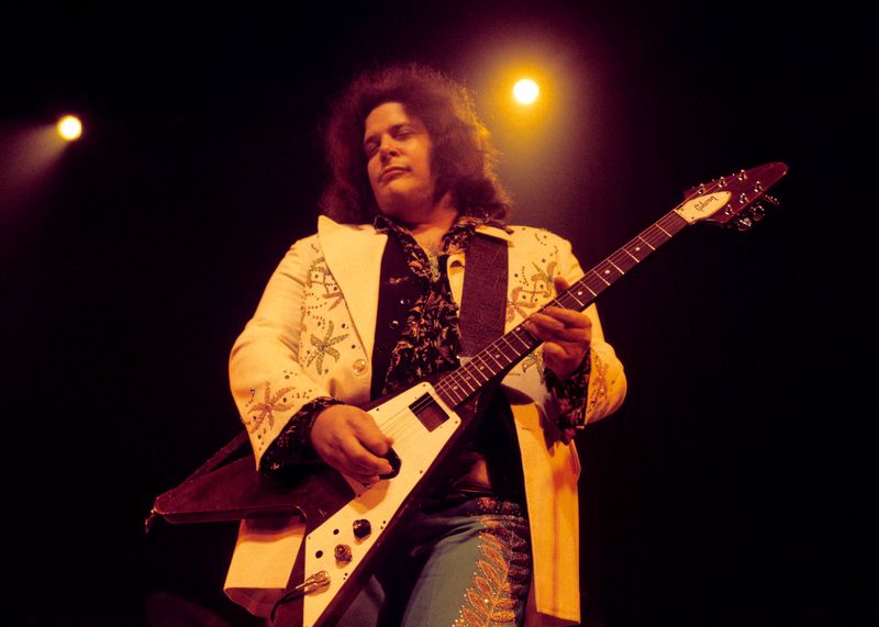 “Mississippi Queen” – Mountain (1970)