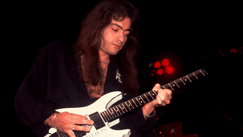 Vito Bratta (White Lion)