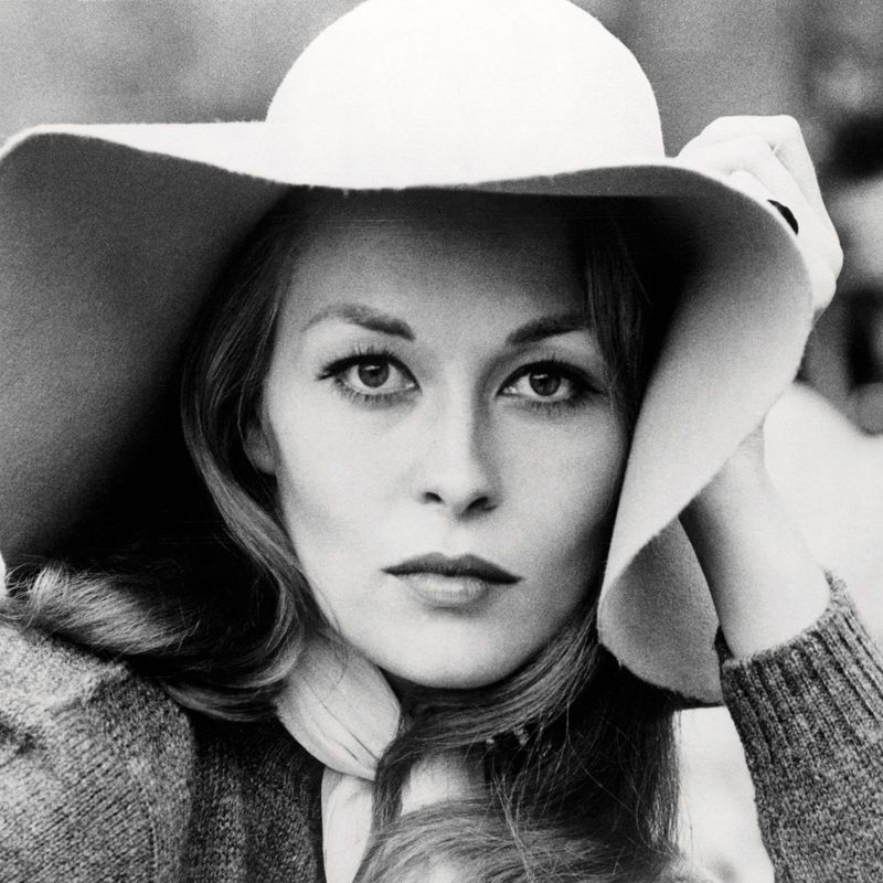 Faye Dunaway