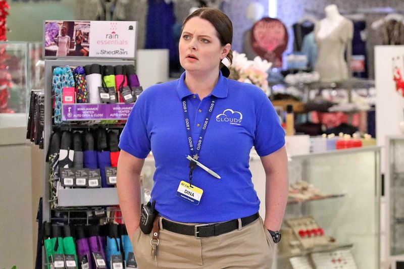 Dina – Superstore