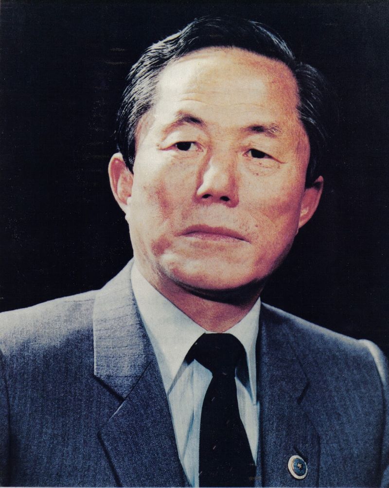 Choi Hong-hi, South Korean Taekwondo founder, 2002