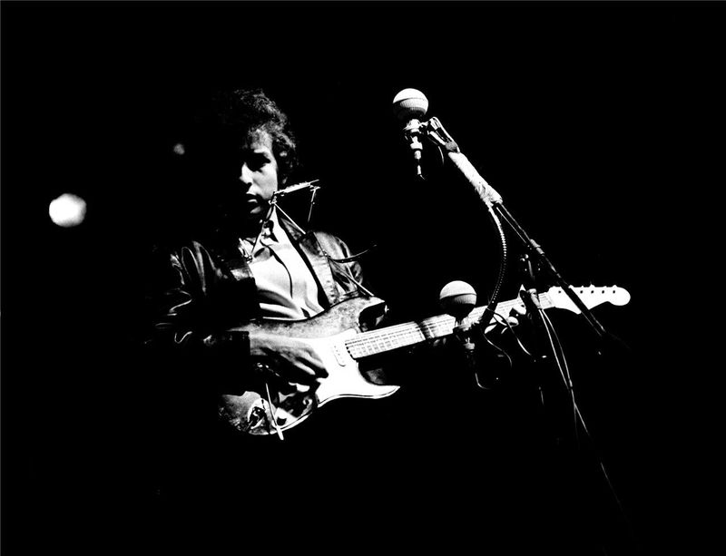 Bob Dylan Goes Electric (1965)