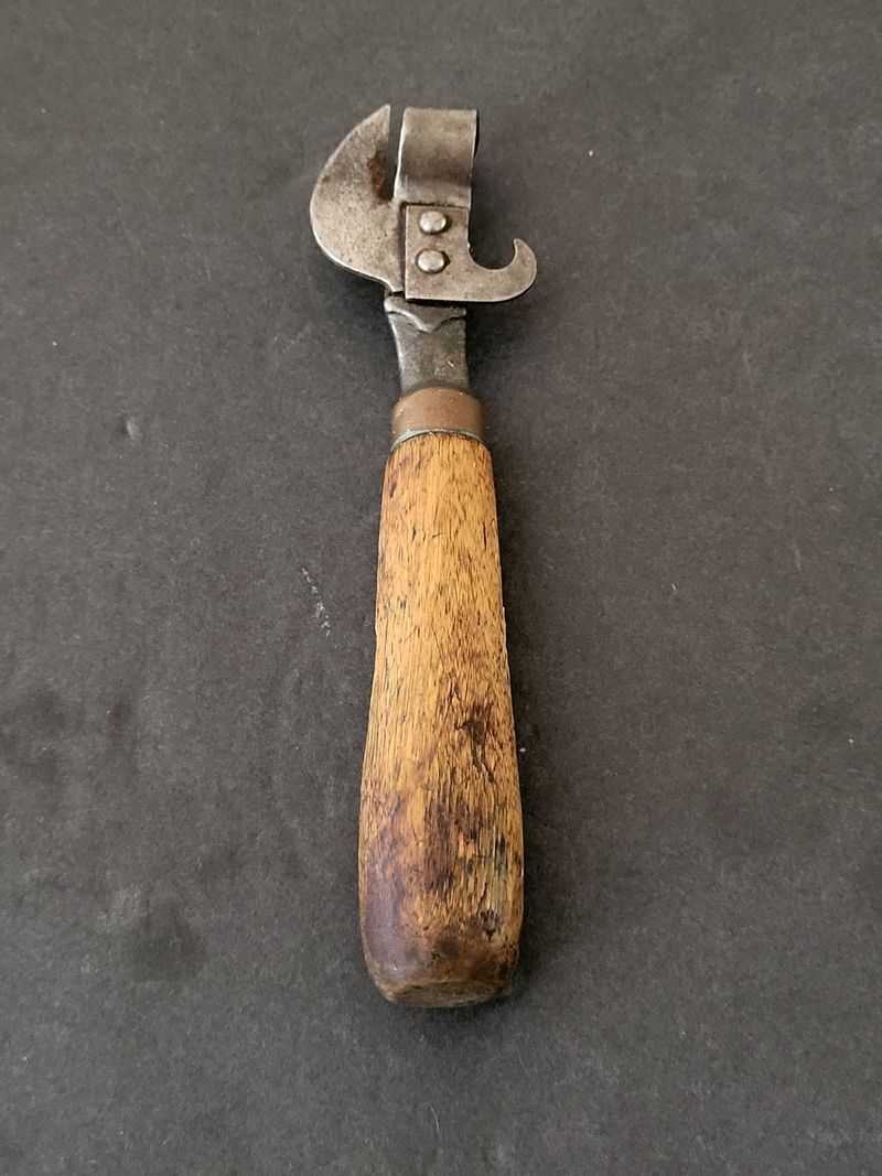 Manual Can Opener (The Kind You Puncture & Twist)