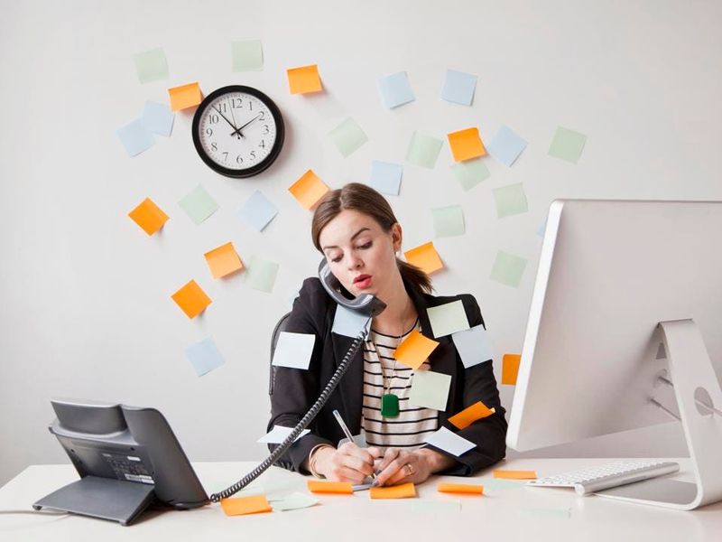 Glorifying Extreme Multitasking As A Virtue