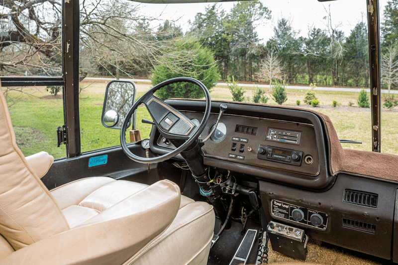 The Kitchen-Cockpit Hybrid: 1970s GMC Motorhome