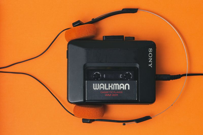 Walkmans & Discmans