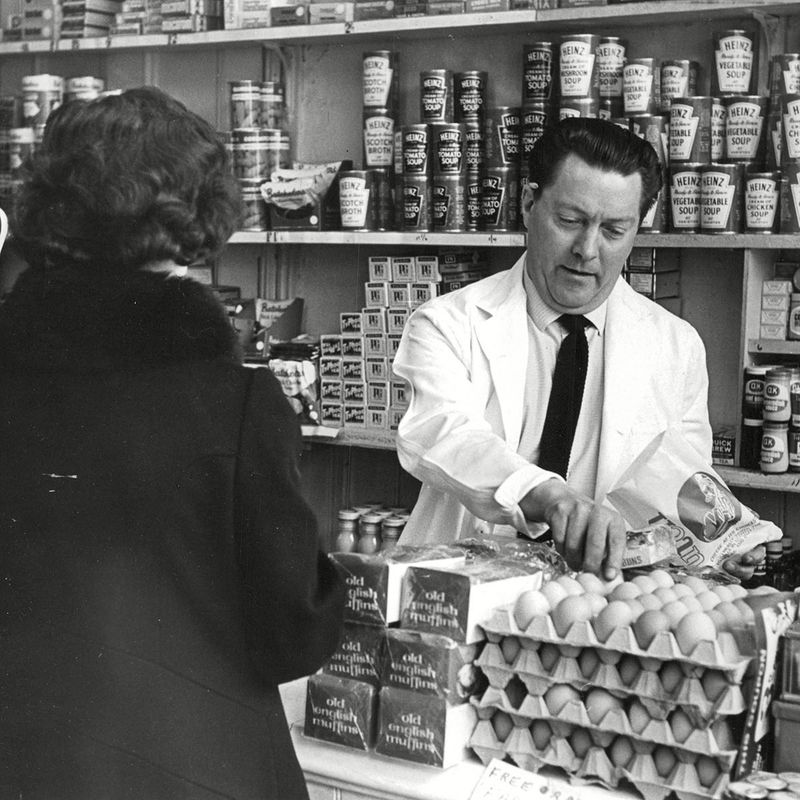 Eggs (1 dozen)