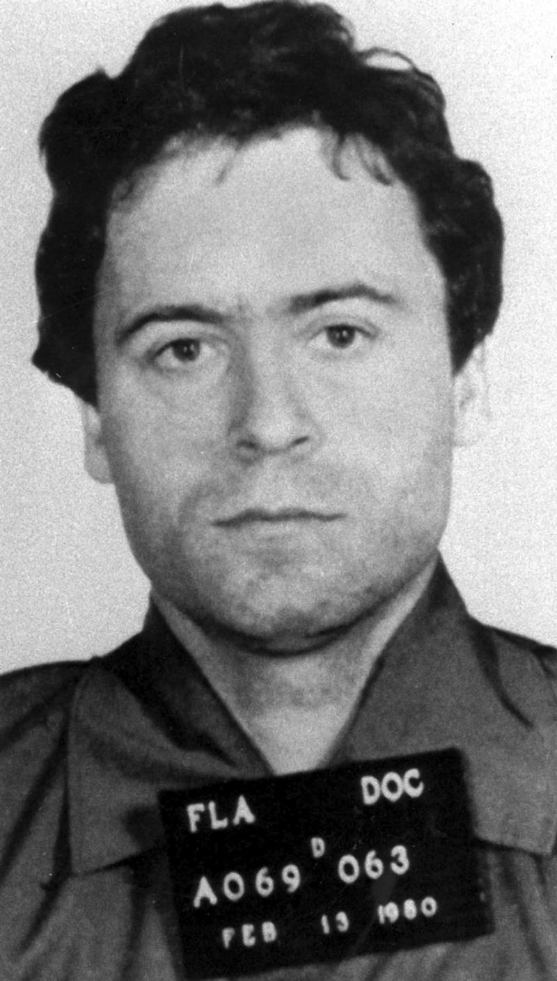 Ted Bundy (1989)