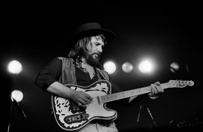 Luckenbach, Texas (Back to the Basics of Love) (1977)
