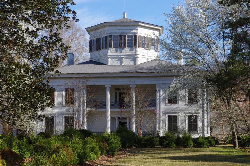Waverley Plantation's Selective Storytelling