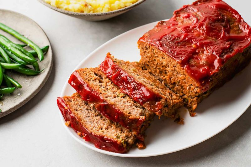 Classic Meatloaf with Ketchup Glaze