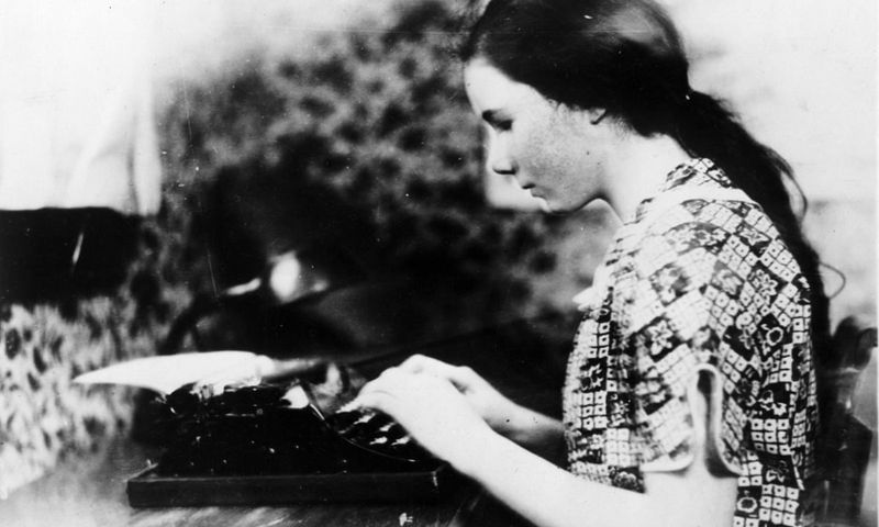 Barbara Newhall Follett (1914–1939?)