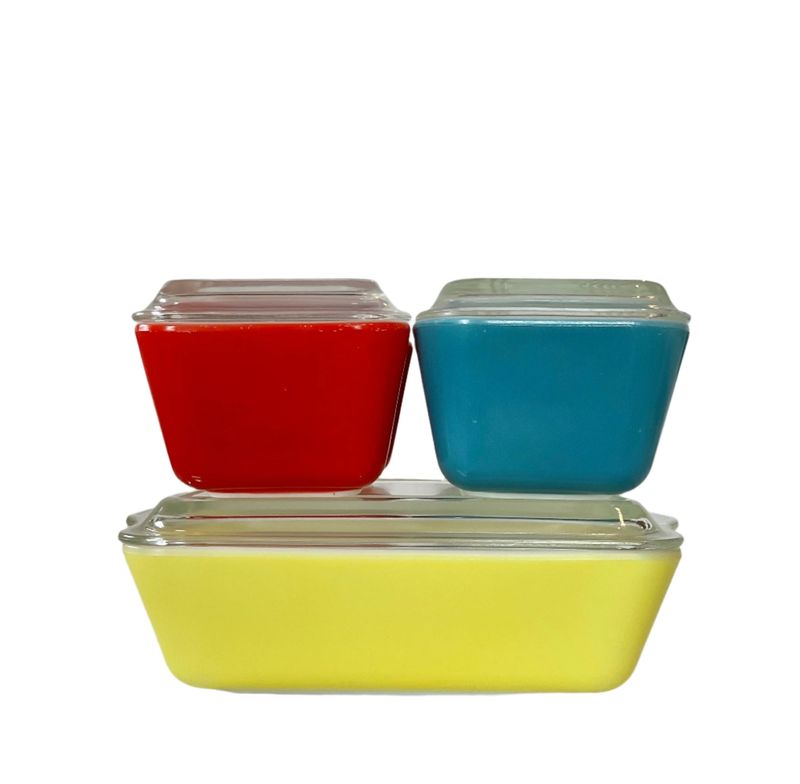 Pyrex Refrigerator Dishes (With Metal Lids)
