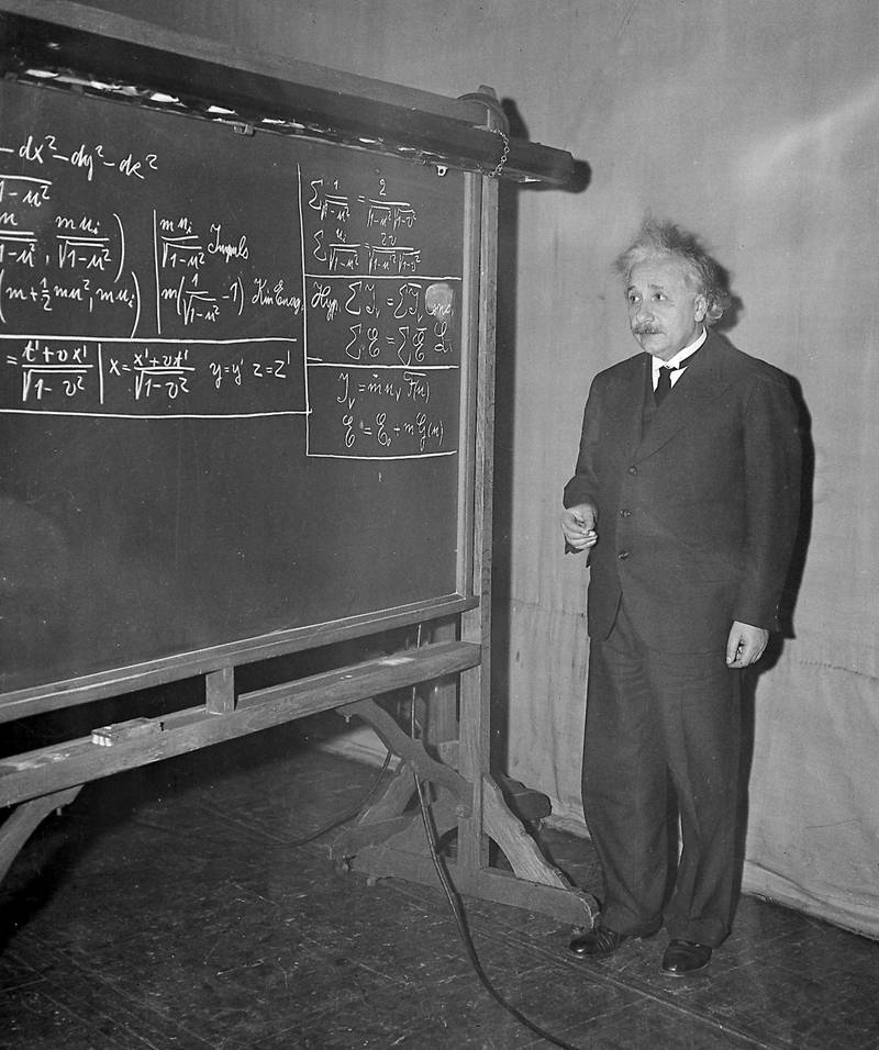 Albert Einstein 🧠