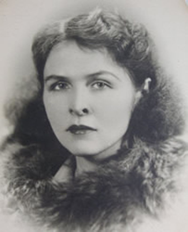 Irena Iłłakowicz (1906–1943)