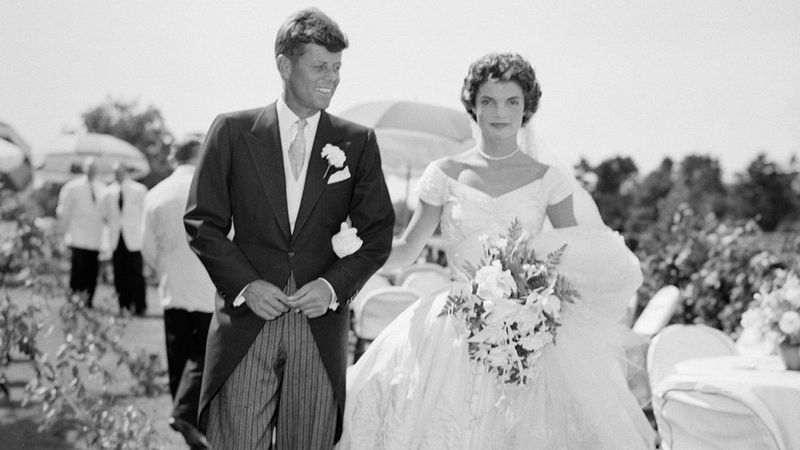 Jacqueline Bouvier – Ann Lowe (1953)