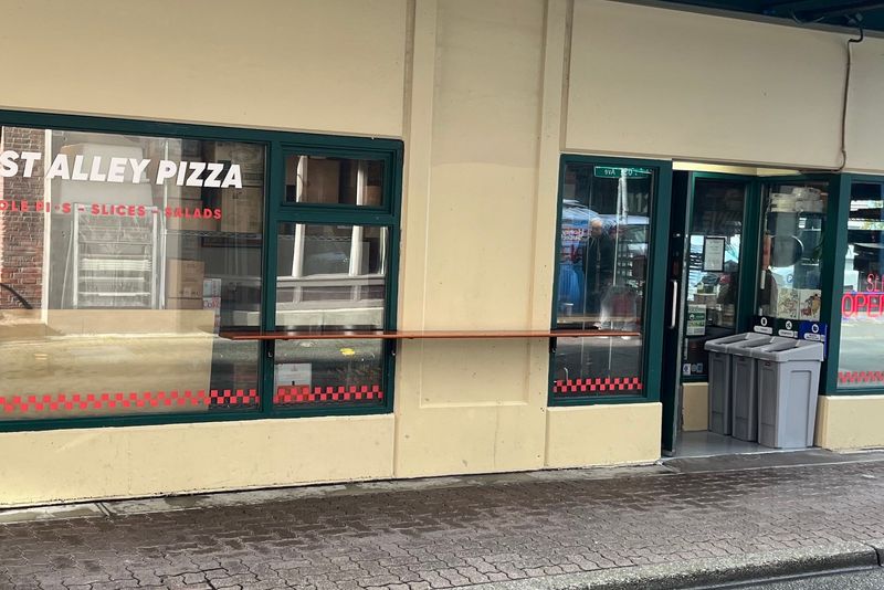 Post Alley Pizza – Seattle, WA