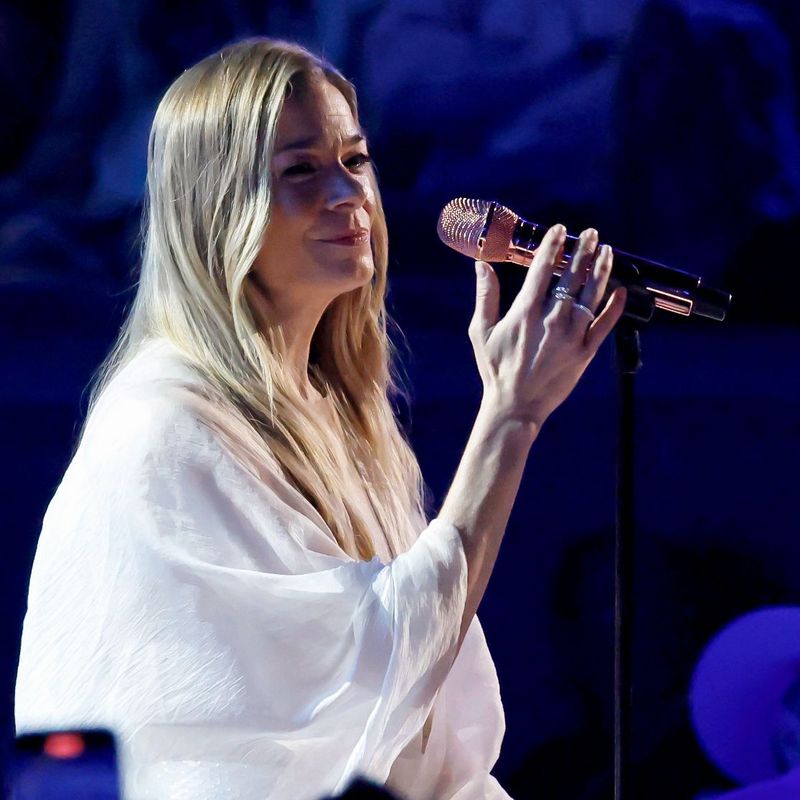 LeAnn Rimes’ Dental Emergency (2025)