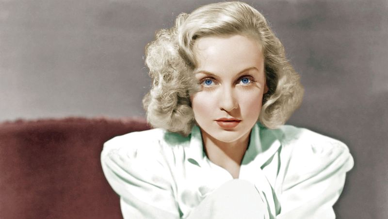 Carole Lombard (★ Hollywood’s highest-paid star)