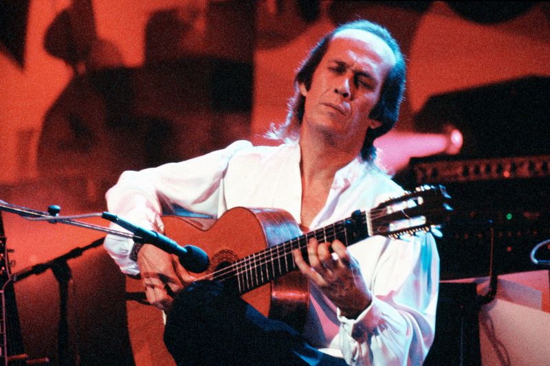 Paco de Lucía Was Forced to Play Flamenco