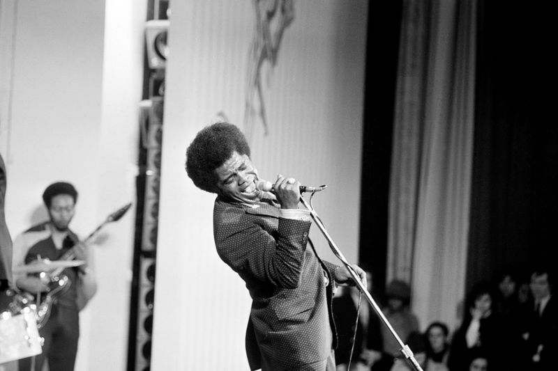 Live at the Apollo – James Brown (1972 reissue, originally 1963)