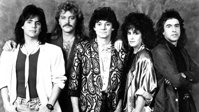 “We Built This City” – Starship