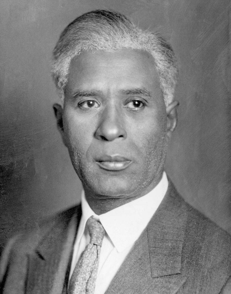 Garrett Morgan – The Black Inventor Who Saved Countless Lives (Traffic Lights & Gas Masks)
