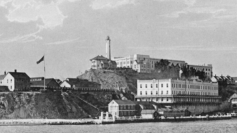 Confederate Prisoners Locked Up During Civil War