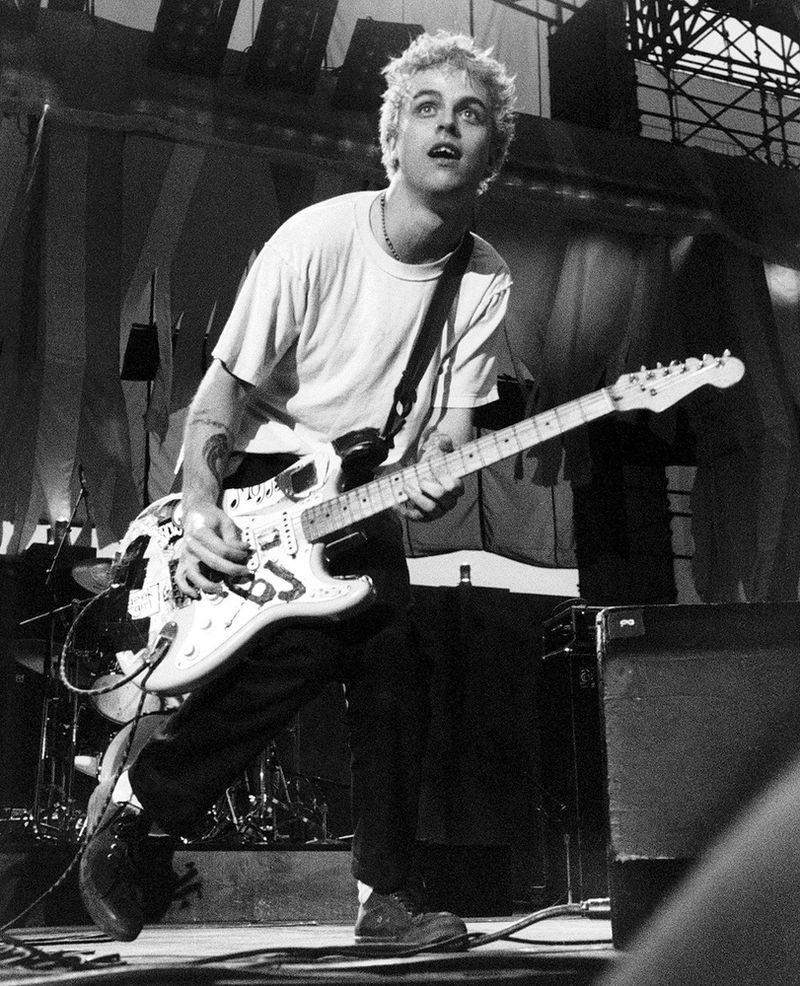 “Basket Case” – Green Day (1994)